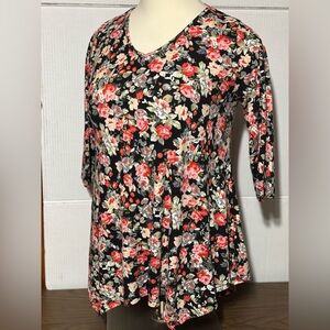jollieLovin  women’s pull over tunic like shirt 2XL 30” length hankerchief hem